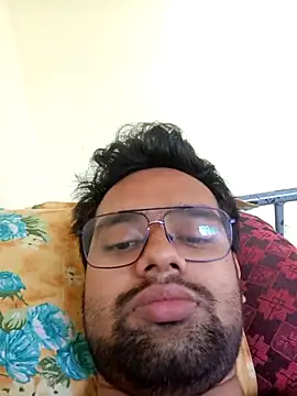 unknownmannn1234 online show from February 26, 3:19 am