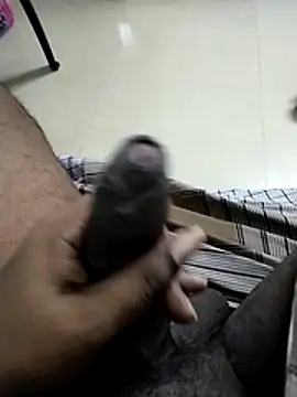 sathish2895 online show from April 9, 5:30 pm