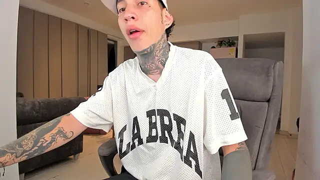 im dantee online show from March 2, 4:23 am