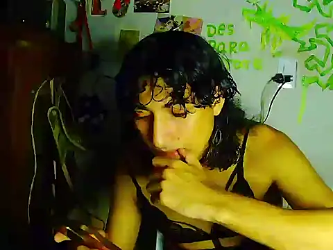 RAMONA TIJERAX online show from July 10, 10:11 pm