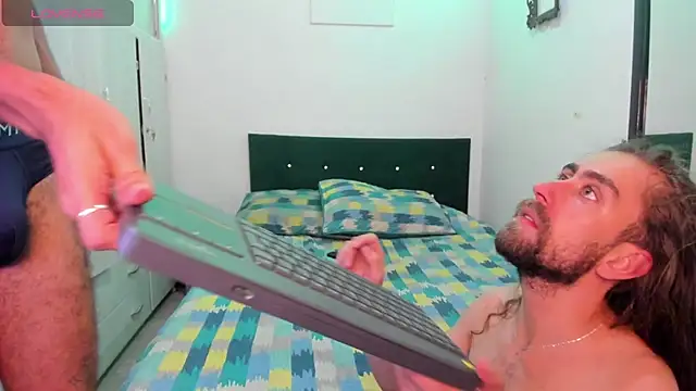 Jean And PaulXL online show from March 13, 12:18 am