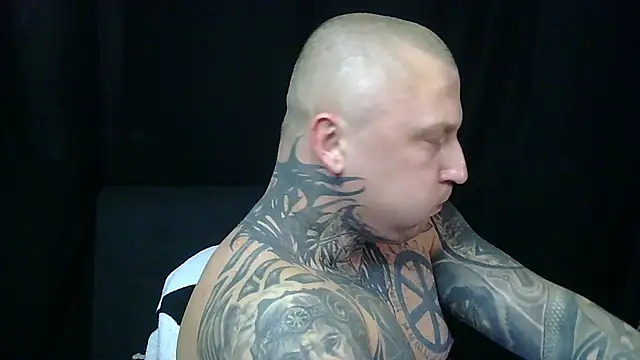 devilWithTats online show from April 16, 12:05 pm