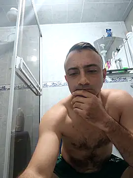 RaphandLey online show from March 3, 2:41 am