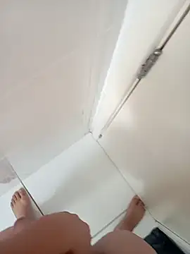 branquinho19cm  online show from April 7, 5:24 pm