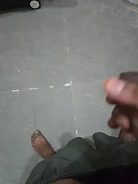 bigbuldgee online show from April 5, 4:20 am