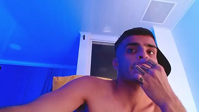 Bad Boy Carter69 online show from May 31, 4:24 am