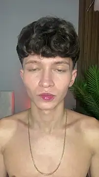 Max West7 online show from April 25, 9:01 am