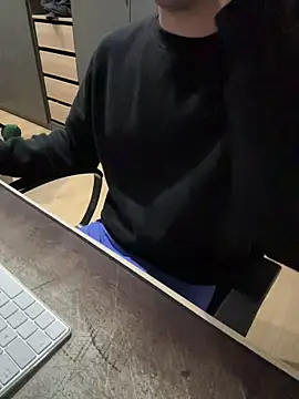 Nira16 online show from April 13, 2:18 pm