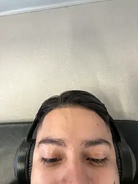 OliverTabordaa online show from April 17, 10:01 pm