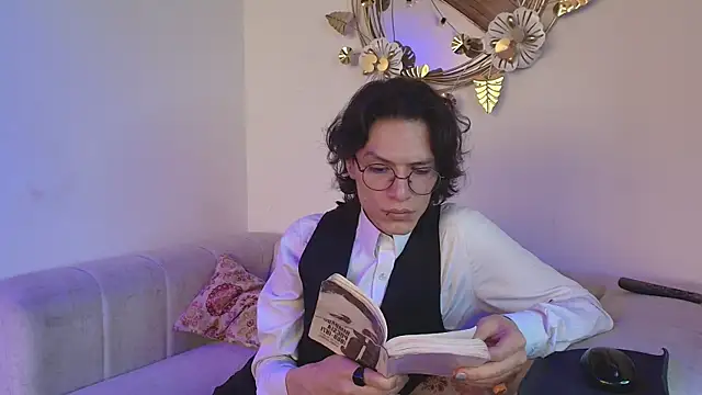 KingThomas nom online show from March 9, 1:49 pm