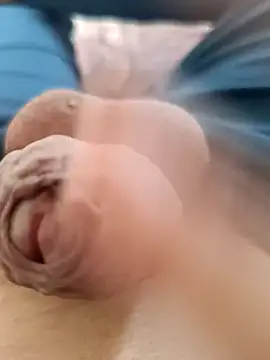 Hunter 372 online show from April 14, 4:34 am