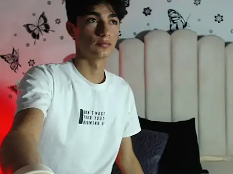 SebastianLatin01 online show from March 9, 8:03 pm