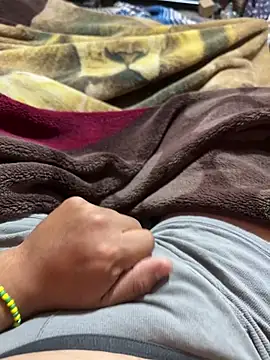 BleachedArea online show from March 22, 9:14 am