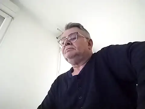 oura online show from April 9, 5:49 am