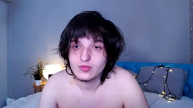 delalex online show from April 20, 9:39 pm