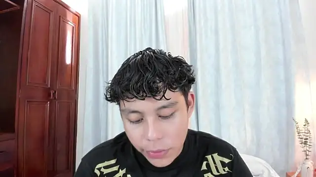 chico medusa online show from April 27, 8:03 pm