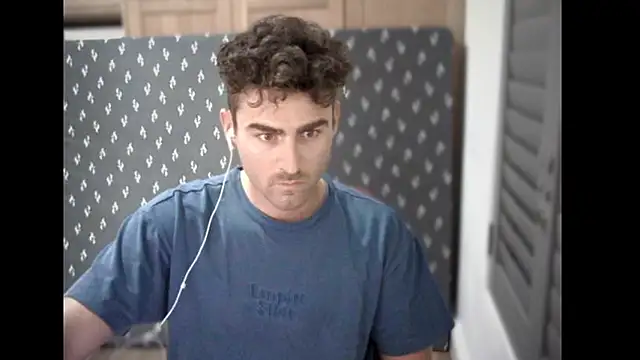 NaughtyMic online show from March 28, 4:35 am