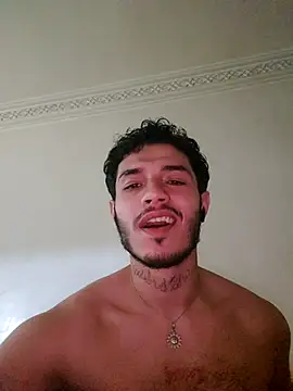 Thewildaliii0 online show from April 22, 11:42 pm