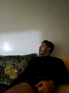 Thewildaliii0 online show from April 15, 11:48 pm