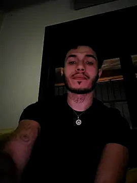 Thewildaliii0 online show from April 24, 11:40 pm