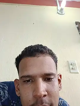 Ron 0101 online show from July 5, 6:04 pm
