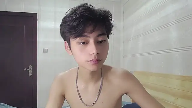 XX-XIUXIU online show from May 7, 12:49 pm
