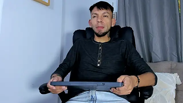 Steban silv online show from June 5, 12:00 pm