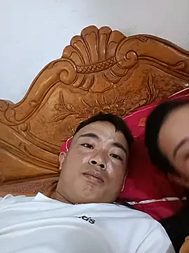 boy-pho- online show from May 20, 10:33 am