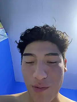 Piero 1369 online show from May 1, 5:32 am