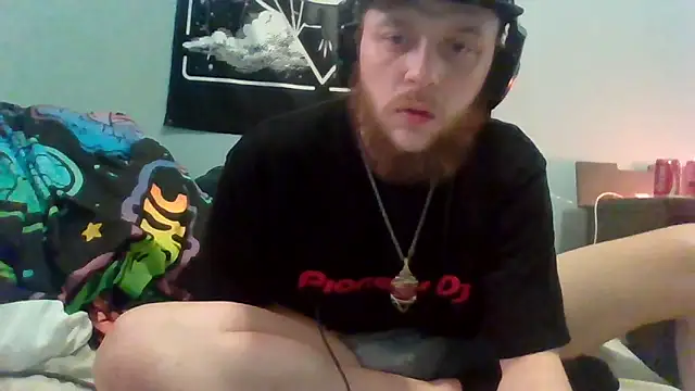 alejandro69420 online show from June 18, 5:07 pm