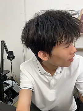 zzzzppp3 online show from June 2, 12:50 pm