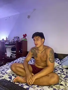 Maximiliano walker online show from March 28, 4:24 am