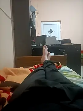 idris06 online show from April 15, 9:59 pm