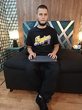 Joaho Fernandez online show from July 4, 11:19 pm