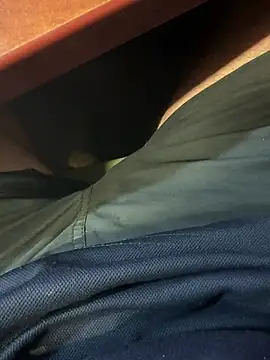 Mattishere1987 online show from April 28, 6:51 am