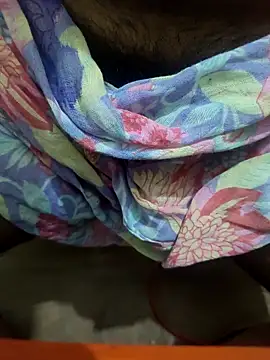 sweetcock180 online show from May 12, 11:07 am