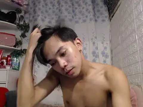 Asian Melx online show from August 1, 4:50 pm