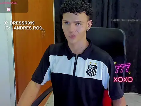 sebascuterouss online show from April 30, 8:57 pm