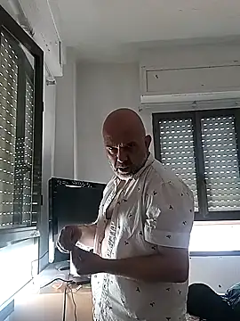 juanma33 online show from April 5, 9:28 am