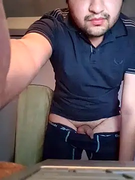 DavidGomez19x online show from April 18, 5:42 am