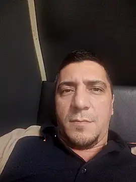 LEFTER26 online show from April 6, 6:31 pm