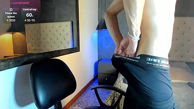 Jara Chick online show from April 16, 8:31 pm