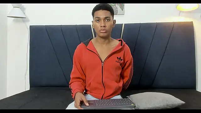 Snapshot of An_fox23 chatting on May 31, 3:18 am An fox23 online show from May 31, 3:18 am