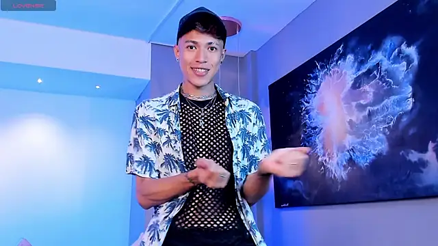 daxonrey online show from April 13, 8:31 pm