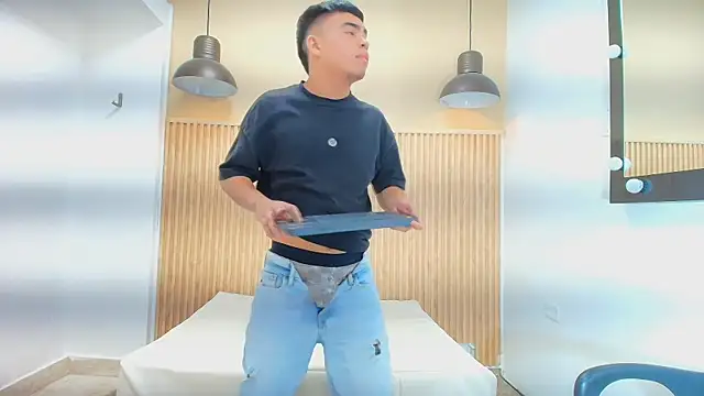 THIAM KELLER1 online show from April 10, 7:32 pm