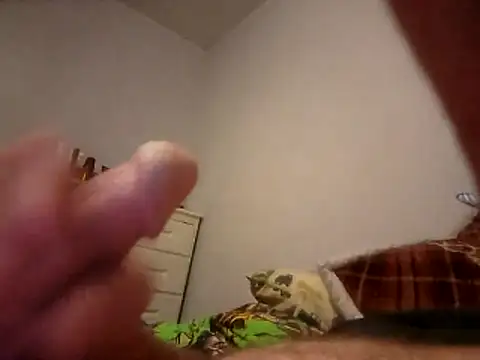 Harleyman0528 online show from April 15, 4:45 am