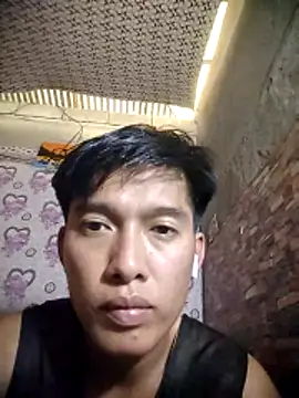 jeckz012 online show from April 13, 5:52 am