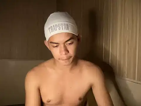 yourhotasian jhonpol16 online show from July 8, 7:18 pm