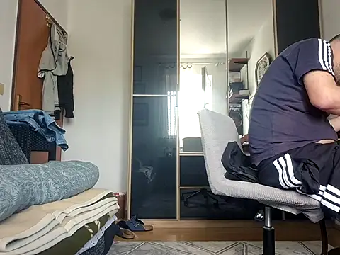 matteopeder online show from May 23, 2:33 pm