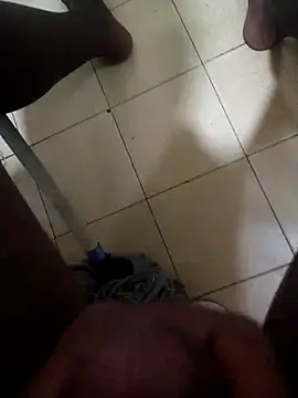 juniorcc123 online show from April 16, 7:52 am